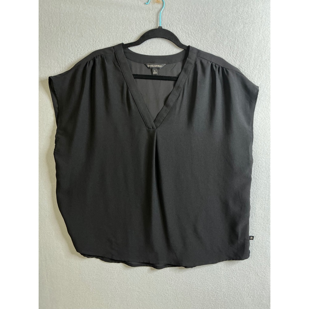 Banana Republic Top Women's Extra‎ Large Sleeveless Top V-Neck Blouse Casual